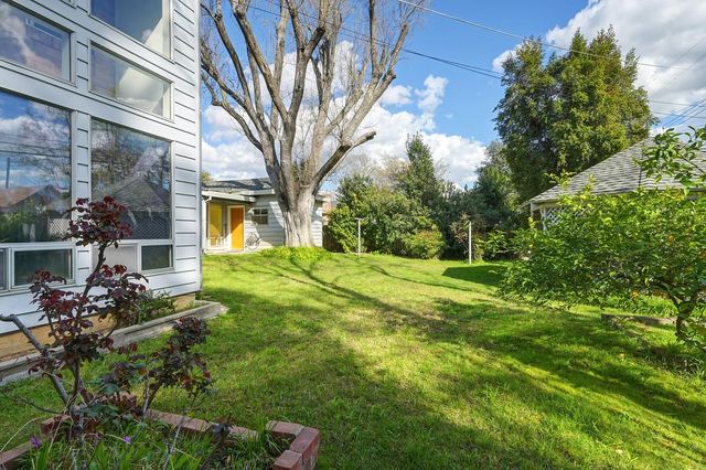 3118 Iva Way, Sacramento, CA 95821