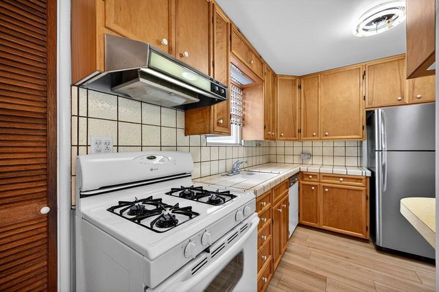 3118 Iva Way, Sacramento, CA 95821