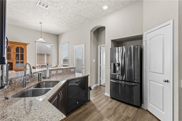 2040 Sorrento Court, Bryan, TX 77808