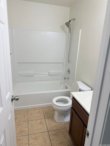 9003 Inland Lake, San Antonio, TX 78254
