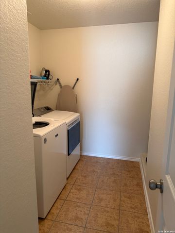 9003 Inland Lake, San Antonio, TX 78254