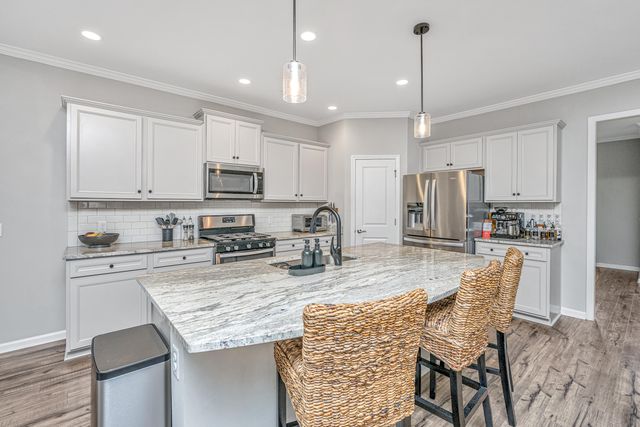 1920 Zonny Moss Drive, Johns Island, SC 29455