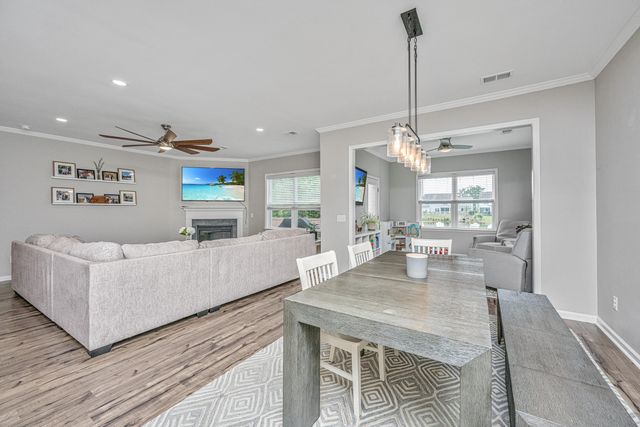 1920 Zonny Moss Drive, Johns Island, SC 29455