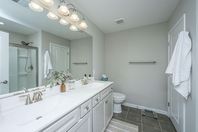 1920 Zonny Moss Drive, Johns Island, SC 29455