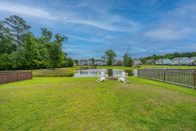 1920 Zonny Moss Drive, Johns Island, SC 29455
