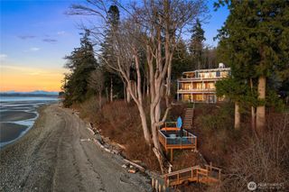 8823 Oertel Drive, Blaine, WA 98230