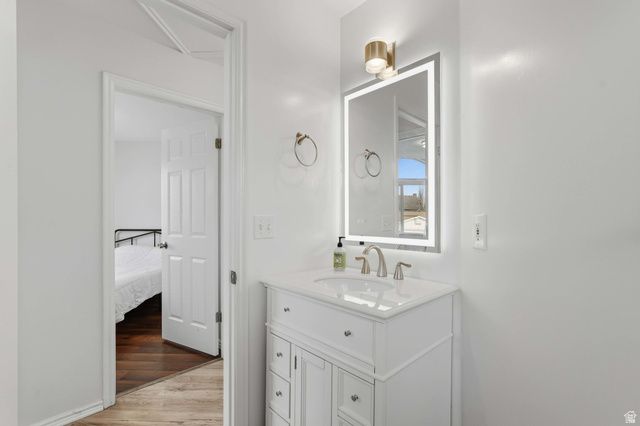 94 E 950 S, Kaysville, UT 84037