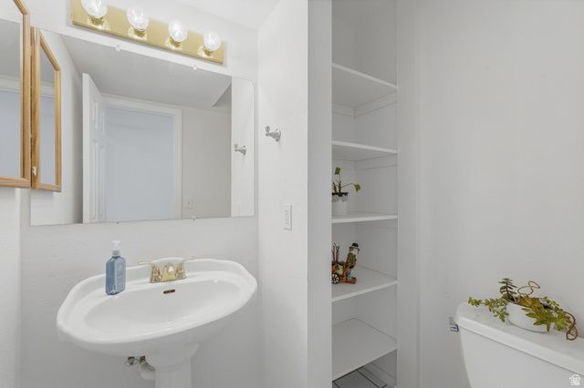 94 E 950 S, Kaysville, UT 84037