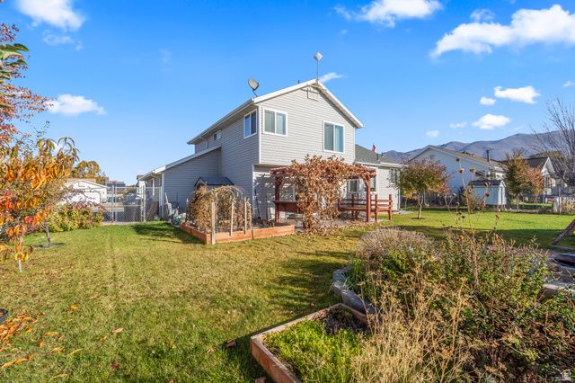 94 E 950 S, Kaysville, UT 84037