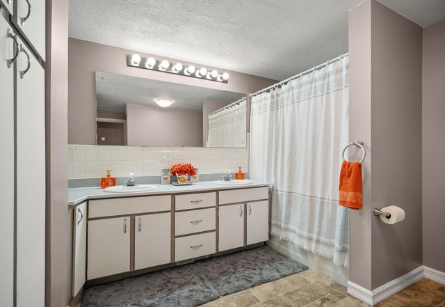 20 W Graves Rd, Spokane, WA 99218