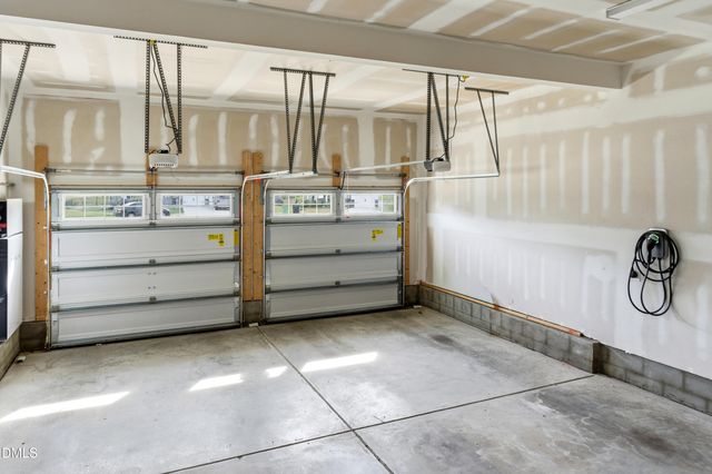 305 Pond Overlook Court, Knightdale, NC 27545