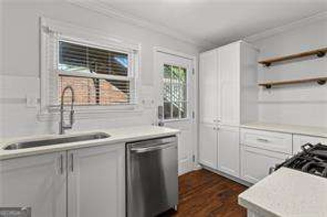 4282 Roswell Road NE B1, Atlanta, GA 30342