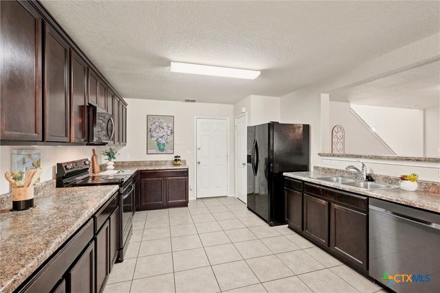 416 Auburn Park, Selma, TX 78154