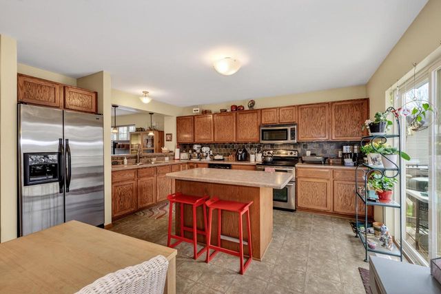 1484 Wild Iris Street, Sun Prairie, WI 53590