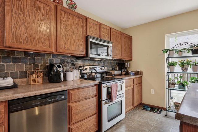 1484 Wild Iris Street, Sun Prairie, WI 53590