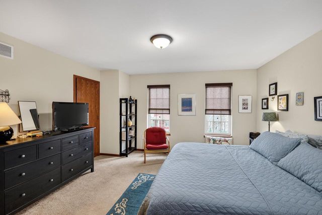 1484 Wild Iris Street, Sun Prairie, WI 53590