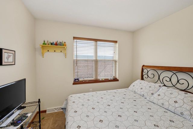 1484 Wild Iris Street, Sun Prairie, WI 53590