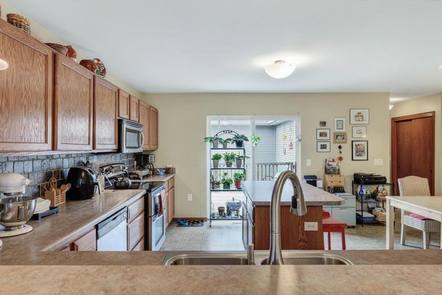 1484 Wild Iris Street, Sun Prairie, WI 53590