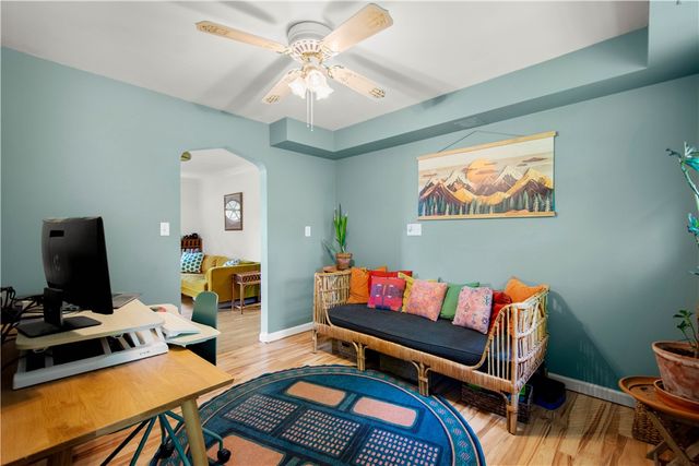 347 Carlton Rd, Bethel Park, PA 15102