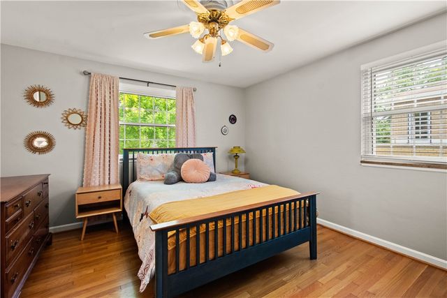 347 Carlton Rd, Bethel Park, PA 15102