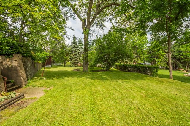 347 Carlton Rd, Bethel Park, PA 15102