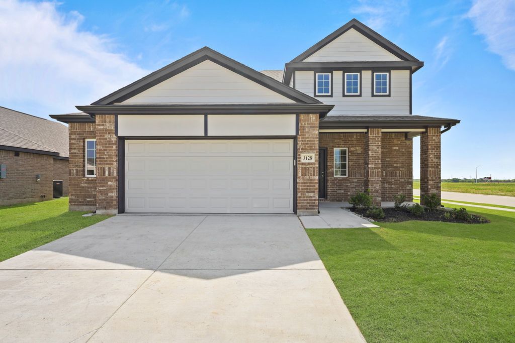 3128 Manchester Drive, Cleburne, TX 76031