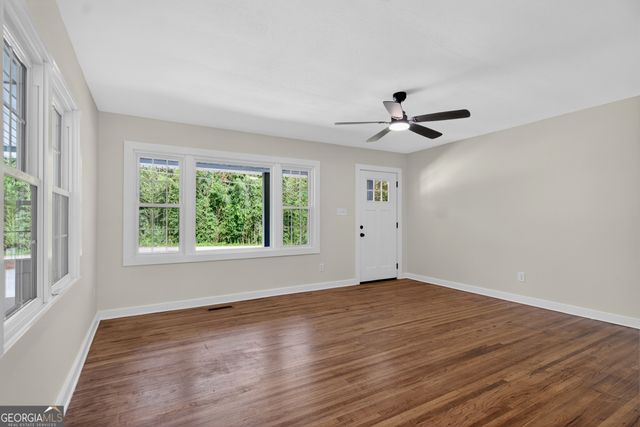 239 Wilcox Road, Lagrange, GA 30241