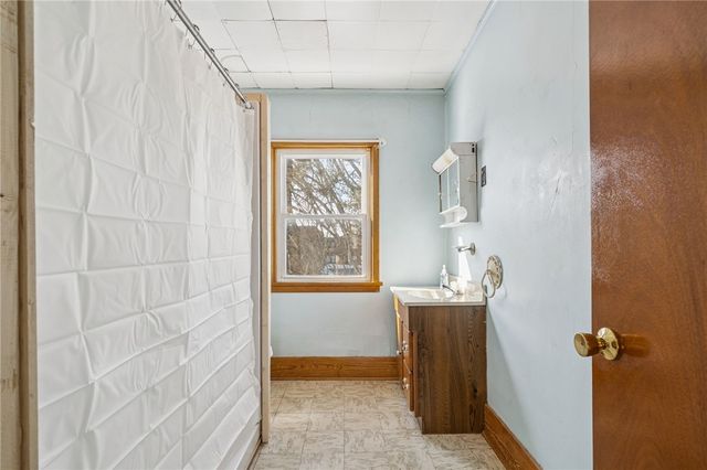 1209 Ridge Ave, Latrobe, PA 15650