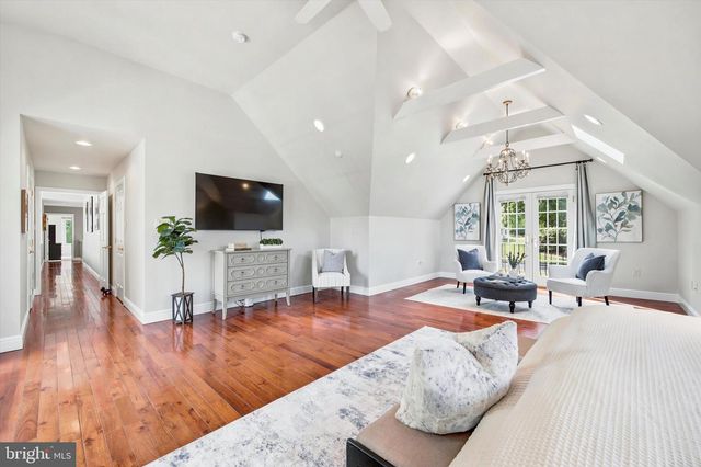 5 SUGAR MAPLE DR, Newtown Square, PA 19073