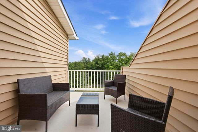 5 SUGAR MAPLE DR, Newtown Square, PA 19073