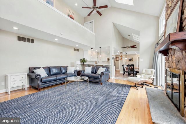 5 SUGAR MAPLE DR, Newtown Square, PA 19073