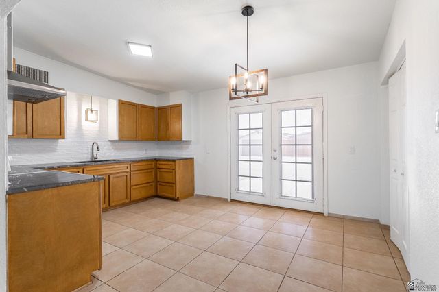 2043 S MAPLE AVE, Yuma, AZ 85364