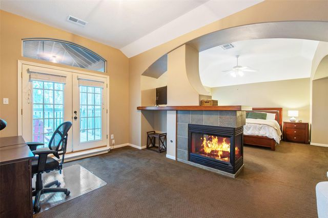110 S Longsford Circle, The Woodlands, TX 77382
