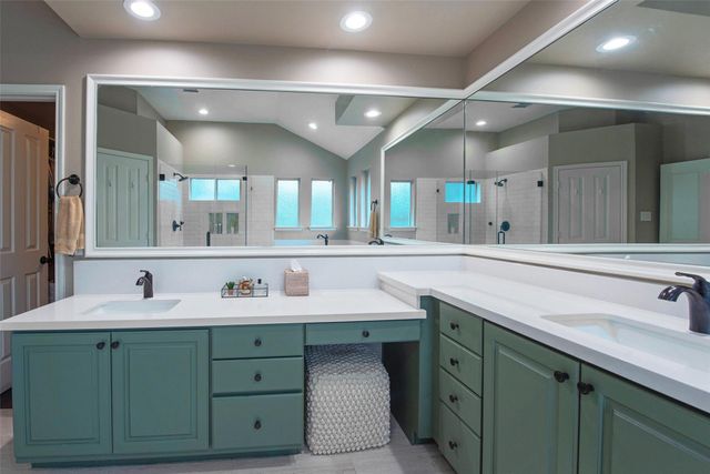 110 S Longsford Circle, The Woodlands, TX 77382