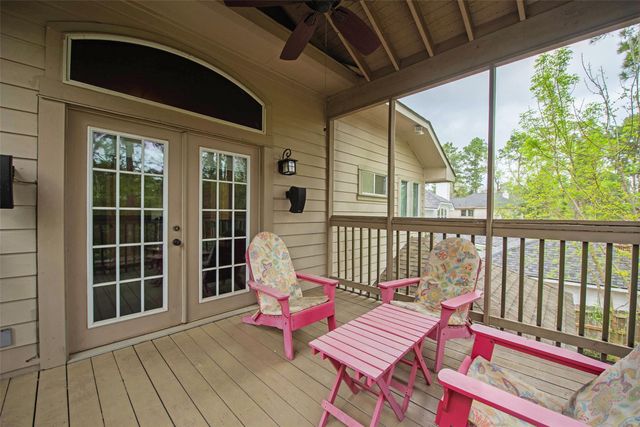 110 S Longsford Circle, The Woodlands, TX 77382