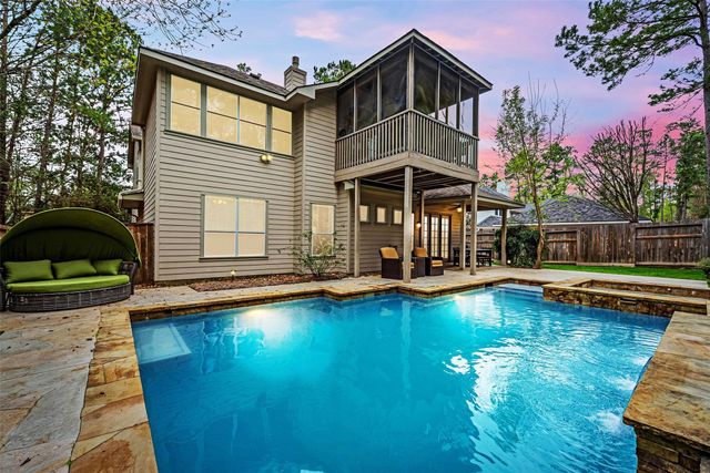 110 S Longsford Circle, The Woodlands, TX 77382