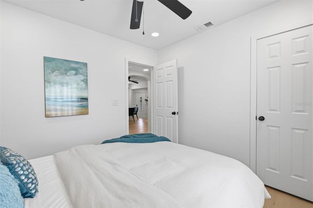 706 39TH AVENUE NE, St Petersburg, FL 33703