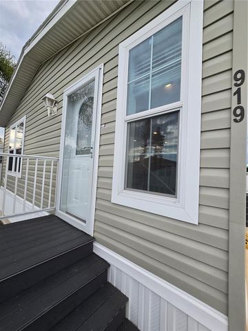 919 50TH AVENUE W, Bradenton, FL 34207