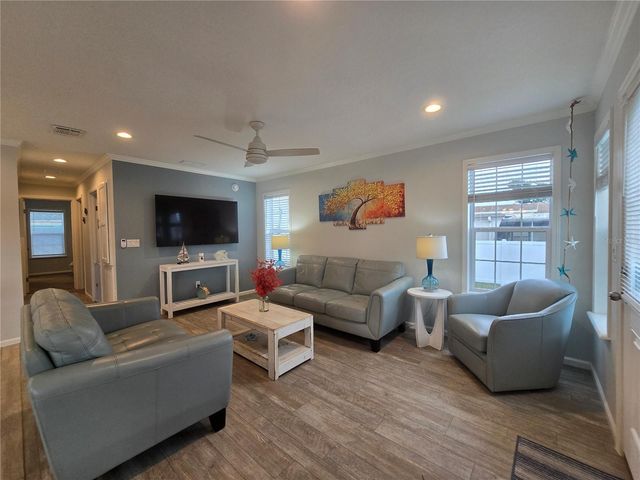 919 50TH AVENUE W, Bradenton, FL 34207