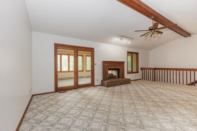 1704 N Thorn Tree Road, Muncie, IN 47304