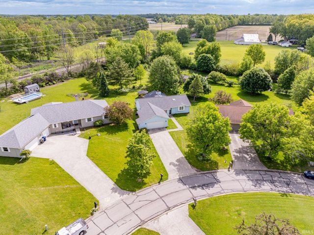 1704 N Thorn Tree Road, Muncie, IN 47304