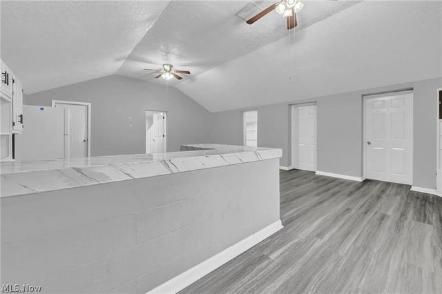 1417 Harrisburg Road NE, Canton, OH 44705