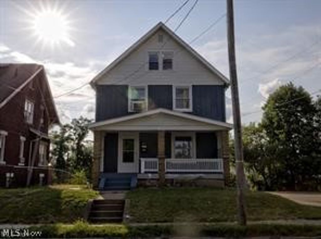 1417 Harrisburg Road NE, Canton, OH 44705