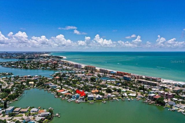 14077 N BAYSHORE DRIVE, Madeira Beach, FL 33708