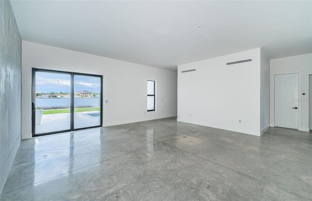 14077 N BAYSHORE DRIVE, Madeira Beach, FL 33708