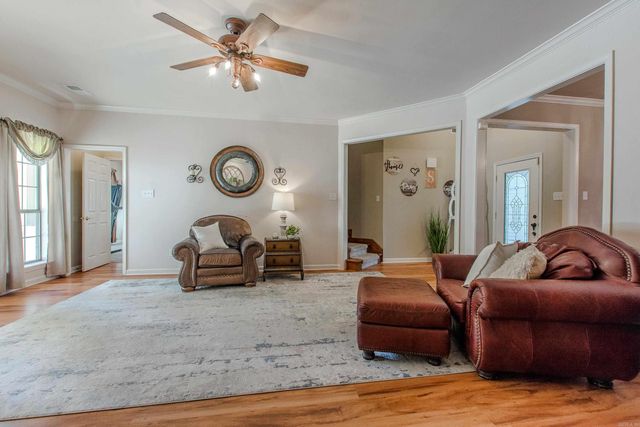 5316 Cypress Drive, Jacksonville, AR 72076