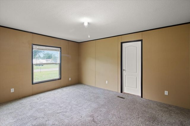 30 Galley Drive, Denison, TX 75021