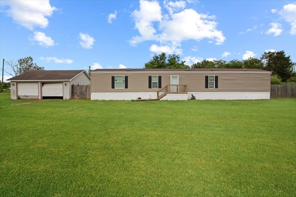30 Galley Drive, Denison, TX 75021