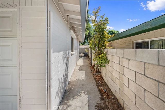 906 N 4th, Banning, CA 92220