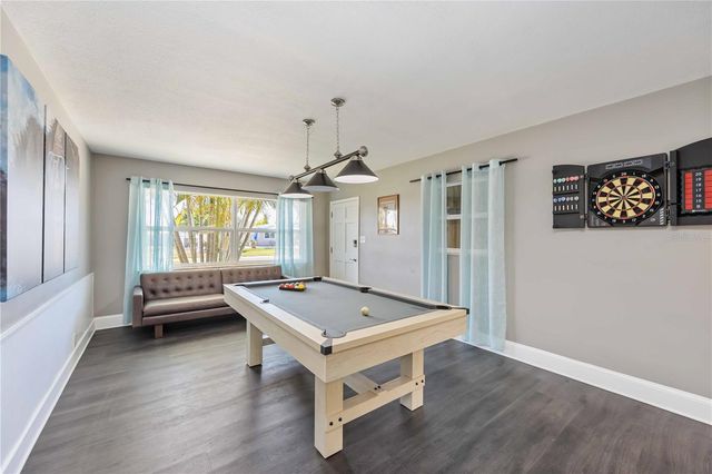 1824 RHOADES TERRACE, Sarasota, FL 34234